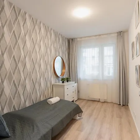 Daire Delux Akacfa With 3 Bedroom Budapeşte