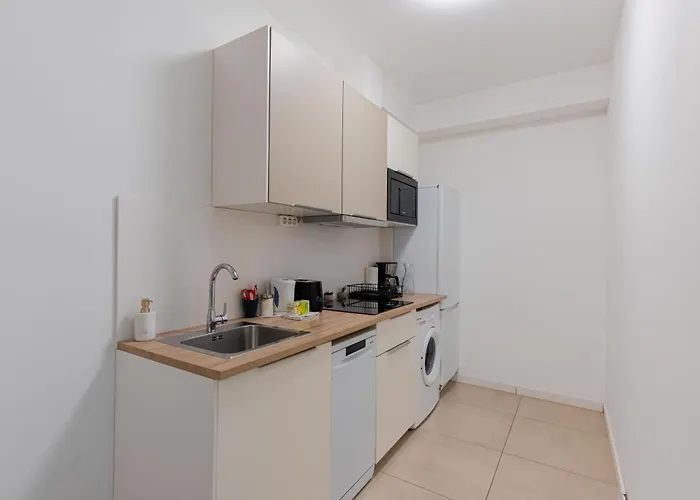 Apartament Delux Akacfa With 3 Bedroom