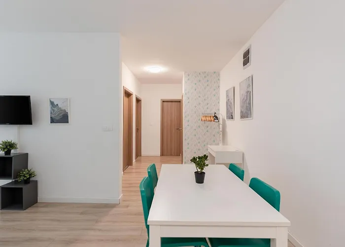 Delux Akacfa With 3 Bedroom Apartament Budapeszt