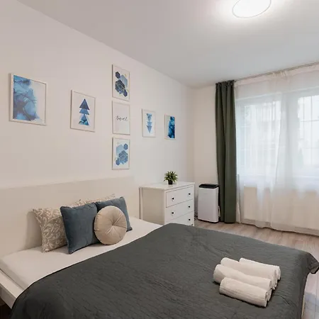 Delux Akácfa With 3 Bedroom Apartamento Budapest