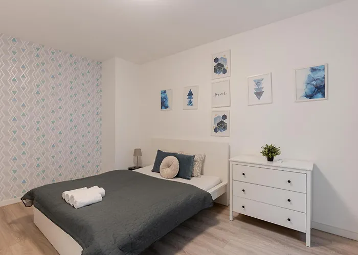 Delux Akácfa With 3 Bedroom *